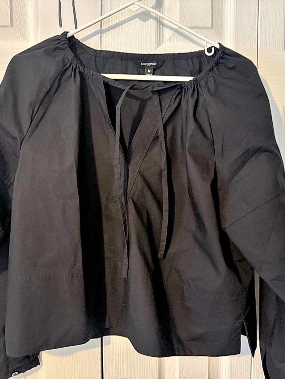 Banana Republic Black Long Sleeve Blouse Size Medium Like New